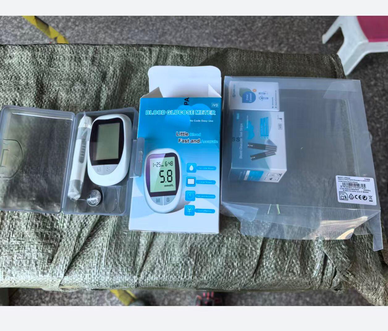 Medidor de Glucosa en Sangre Digital con 50 Tiras y 50 Lancetas – Control Preciso y Seguro en Casa